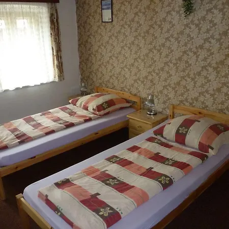 Гостевой дом Chalupa Za Skolou *